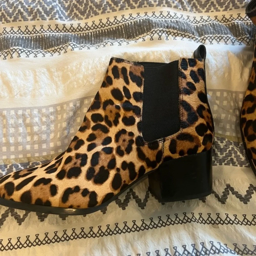 Worn Once Nine West Leopard Booties‎ Size 8 1/2